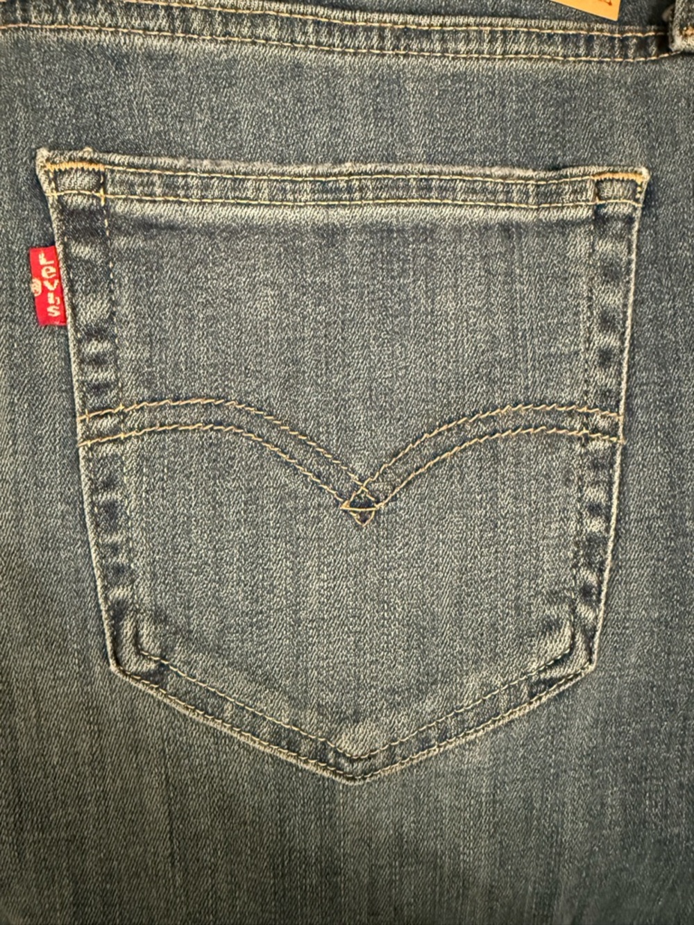 Levi’s 726 High Rise Flare Jeans Stellar Stretch Medium Wash W32 L30 NWT - Picture 13 of 13
